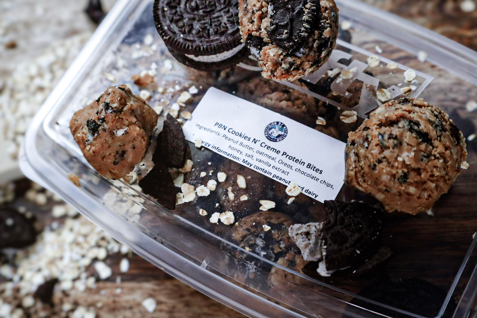Cookies N' Creme Protein Bites (Dozen)