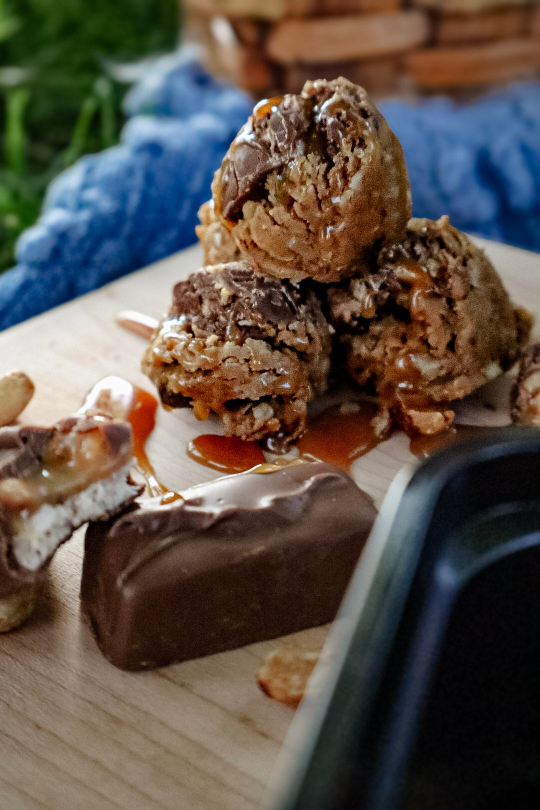 Snickers Protein Bites (Dozen)